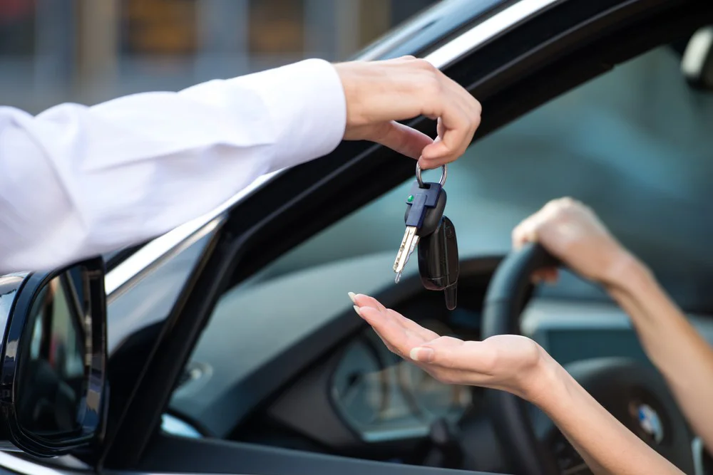 Sollten Sie in Antalya einen Wagen mit Automatik- oder Schaltgetriebe mieten?